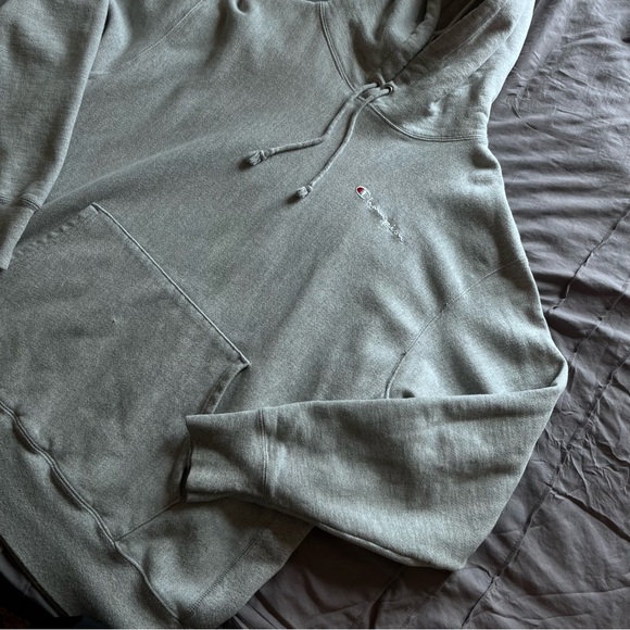 Champion Reverse Weave Hoodie - Picture 1 of 3